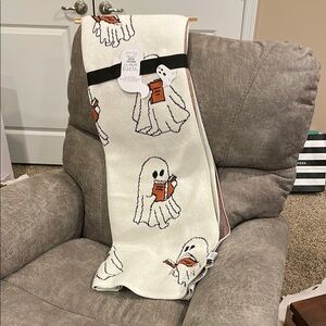 Ghost Reading Book Blanket - NWT - Goblin & Ghoul